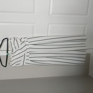 Sleeveless wide leg Capri jumpsuit